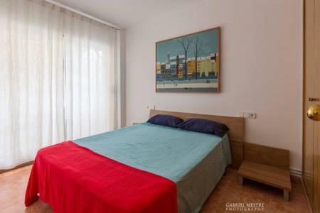 Bonito Y Acoger, A 50 Metros Del Mar Con Wifi Calafell Exterior photo