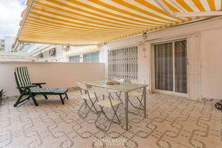 Bonito Y Acoger, A 50 Metros Del Mar Con Wifi Calafell Exterior photo